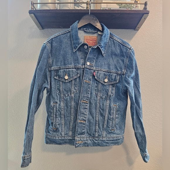 Levis Original Classic Trucker Denim Jacket Size Medium - Picture 1 of 4